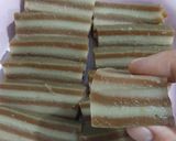 Foto langkah ke 5 dari resep Kue Lapis Gula Merah.