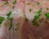 Foto del paso 1 de la receta: Filete de pollo al horno con perejil y limón