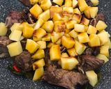 Foto langkah ke 3 dari resep Stewed Ribs with Raw Papaya.