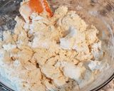 A picture of step 2 of Yogurt Crust Pizzas.
