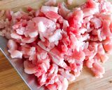 Hình bước làm 1 của món Thịt Băm Rang Tỏi Ớt