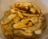 A picture of step 1 of Chè Chuối (Vietnamese Banana and Sweet Potato Coconut Dessert).