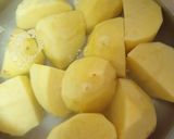 Foto del paso 1 de la receta: Tortilla de papa con acelga