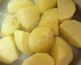 Foto del paso 1 de la receta: Tortilla de papa con acelga