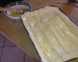 A picture of step 11 of Creamy spinach and chicken pie.