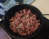 Hình bước làm 2 của món Bánh Cuốn Kiểu Hoa từ bánh tráng