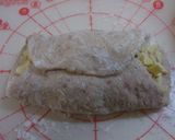 A picture of step 6 of Strawberry & White Chocolate Country-Style Bread.