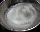 A picture of step 6 of Raspberry Mousse Charlotte.