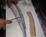 A picture of step 11 of A Fisherman's Recipe for Largehead Hairtail Sashimi.