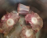 Foto del paso 1 de la receta: Colita de vacuno al jugo con verduras