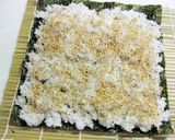 A picture of step 5 of California Rolls with Cream Cheese.