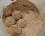 A picture of step 4 of Kinako-Packed Kinako Dumplings.