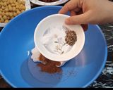 A picture of step 1 of Mayo Chickpea Salsa.