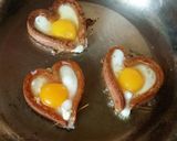 A picture of step 4 of Eggies in Heart-shaped Hot Dogs 😍👍👍👍👌😊.