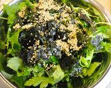 A picture of step 2 of Easy Mitsuba and Nori Seaweed Salad.