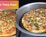 A picture of step 5 of Chicken Tikka pizza without oven.