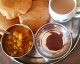 आलू अजवाइन की खस्ता पूरी (aloo Ajwain ki khasta poori recipe in Hindi) रेसिपी चरण 4 फोटो