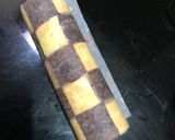 Foto langkah ke 6 dari resep Checkerboard rollcake.