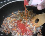 A picture of step 4 of Easy Meat Sauce.