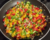 Foto del paso 5 de la receta: Albóndigas en salsa de pimientos