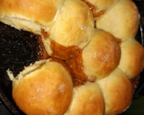 Foto del paso 4 de la receta: • Bollitos tiernos rellenos de dulce de leche •