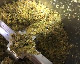 A picture of step 1 of Paan Gulkand Kulfi.