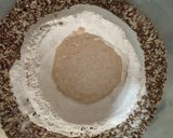 Foto del paso 1 de la receta: Pancitos con harina integral
