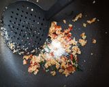 Foto langkah ke 7 dari resep Ayam Krispy Cabe Bawang.