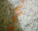A picture of step 1 of Carrot rice and egg sauce.