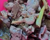Foto langkah ke 2 dari resep Sate Ati Ampela bumbu kuning.