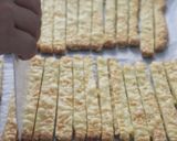 Foto langkah ke 5 dari resep Kaasstengels Cheese Stick.