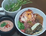 รูปขั้นตอนการทำที่ 6 ของ หมี่ซุปข้าวหมากแดงไข่ดาว 🍜 🍳