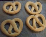 A picture of step 9 of Easy New York Style Pretzels.