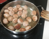 Foto del paso 3 de la receta: Albóndigas con tomate