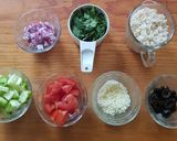 Foto del paso 1 de la receta: Ensalada de arroz integral con sabor mediterráneo