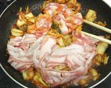 A picture of step 3 of Delicious Mild Miso Kimchi Hot Pot.