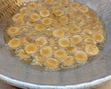 Foto langkah ke 1 dari resep Orak Arik Kentang Sosis.