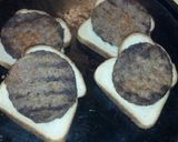 A picture of step 3 of Open Face Nacho Cheeseburger.