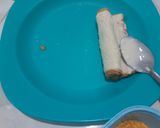 Foto langkah ke 3 dari resep Risol Rotta Sosis Mayo.
