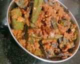 A picture of step 2 of Masala Bhindi.