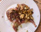 Foto del paso 3 de la receta: Codornices rellenas de champiñones 🍄