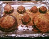 A picture of step 4 of Veggie stuffed portebella mushroom.