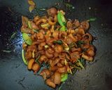 Foto langkah ke 5 dari resep Sambel Goreng Cecek Pedas.