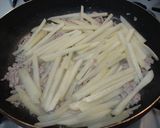 A picture of step 2 of Refreshing Potato Stir-Fry.