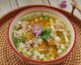 Hình bước làm 4 của món Canh nấm hải sản bí đỏ