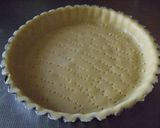 A picture of step 1 of Large Fresh Banana Tart.