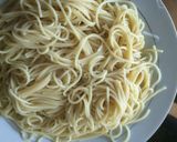 A picture of step 1 of Neapolitan spaghetti.