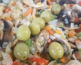 Foto del paso 8 de la receta: Galta de cerdo guisada con verdura y tomate seco a la Camarlenca