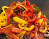 Poivronnade façon chachouka à ma façon !! étape de la recette 1 photo