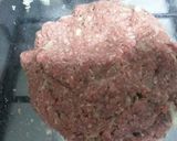 Foto del paso 1 de la receta: Hamburguesa con cebolla y pimiento del piquillo caramelizado